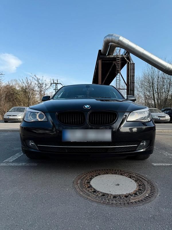 Gebraucht BMW 520 Shadowline 177 PS (130 kW) 2009 Schwarz Limousine