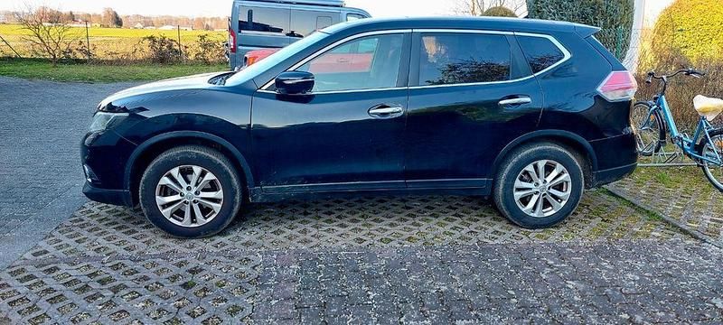 Gebraucht Nissan X-Trail Acenta 131 PS (96 kW) 2014 Schwarz SUV