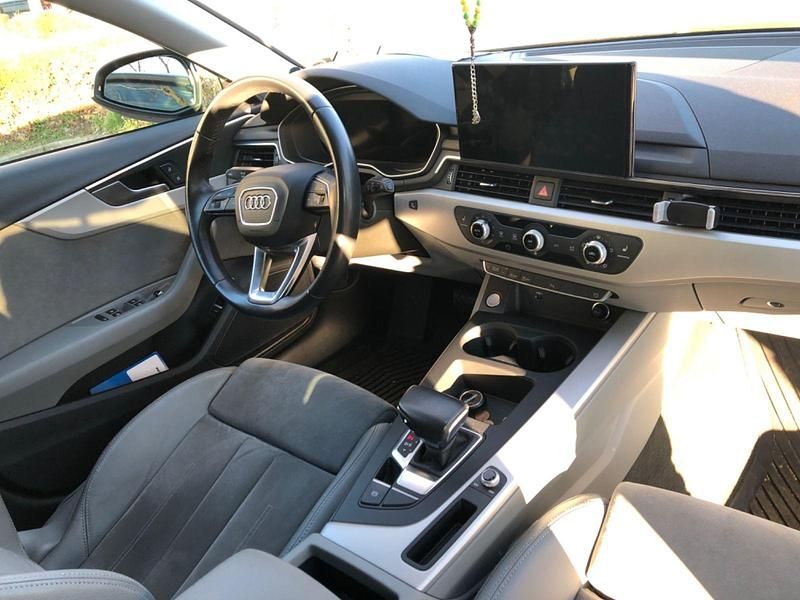 Gebraucht Audi A4 Comfort 190 PS (139 kW) 2020 Schwarz Kombi