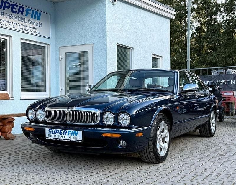 Gebraucht Jaguar XJ8 Sovereign 284 PS (208 kW) 1998 Blau Limousine