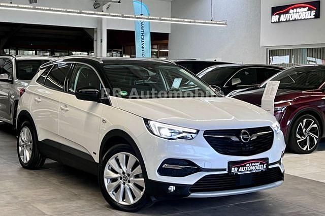 Weiss Gebraucht 2020 Opel Grandland X Ultimate SUV | 29.900 € (Fairer Preis) - Bild 1/4