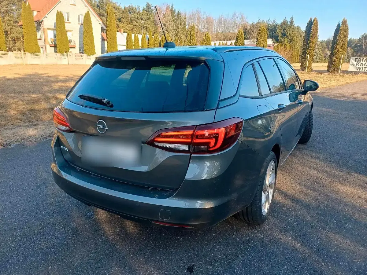 Gebraucht Opel Astra 122 PS (89 kW) 2019 Silber Kombi