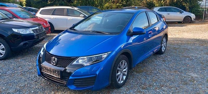 Blau Gebraucht 2016 Honda Civic Comfort Limousine | 9.900 € (Superpreis) - Bild 1/4