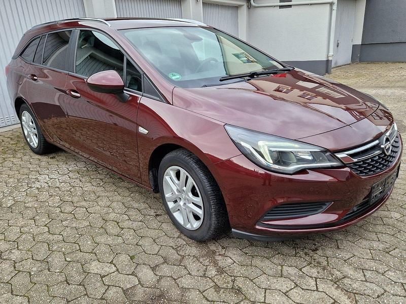 Gebraucht Opel Astra 136 PS (100 kW) 2018 Andere farben Kombi