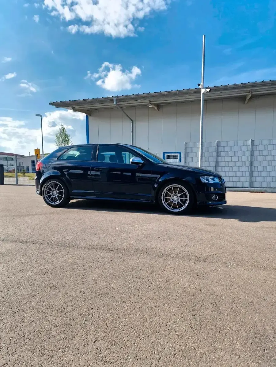 Gebraucht Audi S3 265 PS (194 kW) 2012 Blau Kleinwagen