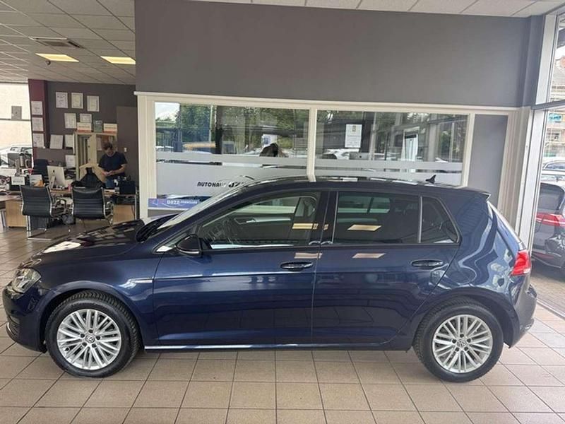 Blau Gebraucht 2015 VW Golf VII Cup Limousine | 13.990 € (Fairer Preis) - Bild 1/3