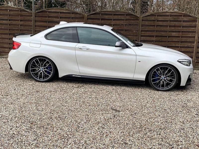 Gebraucht BMW M240 340 PS (250 kW) 2018 Mineralweiss Coupé