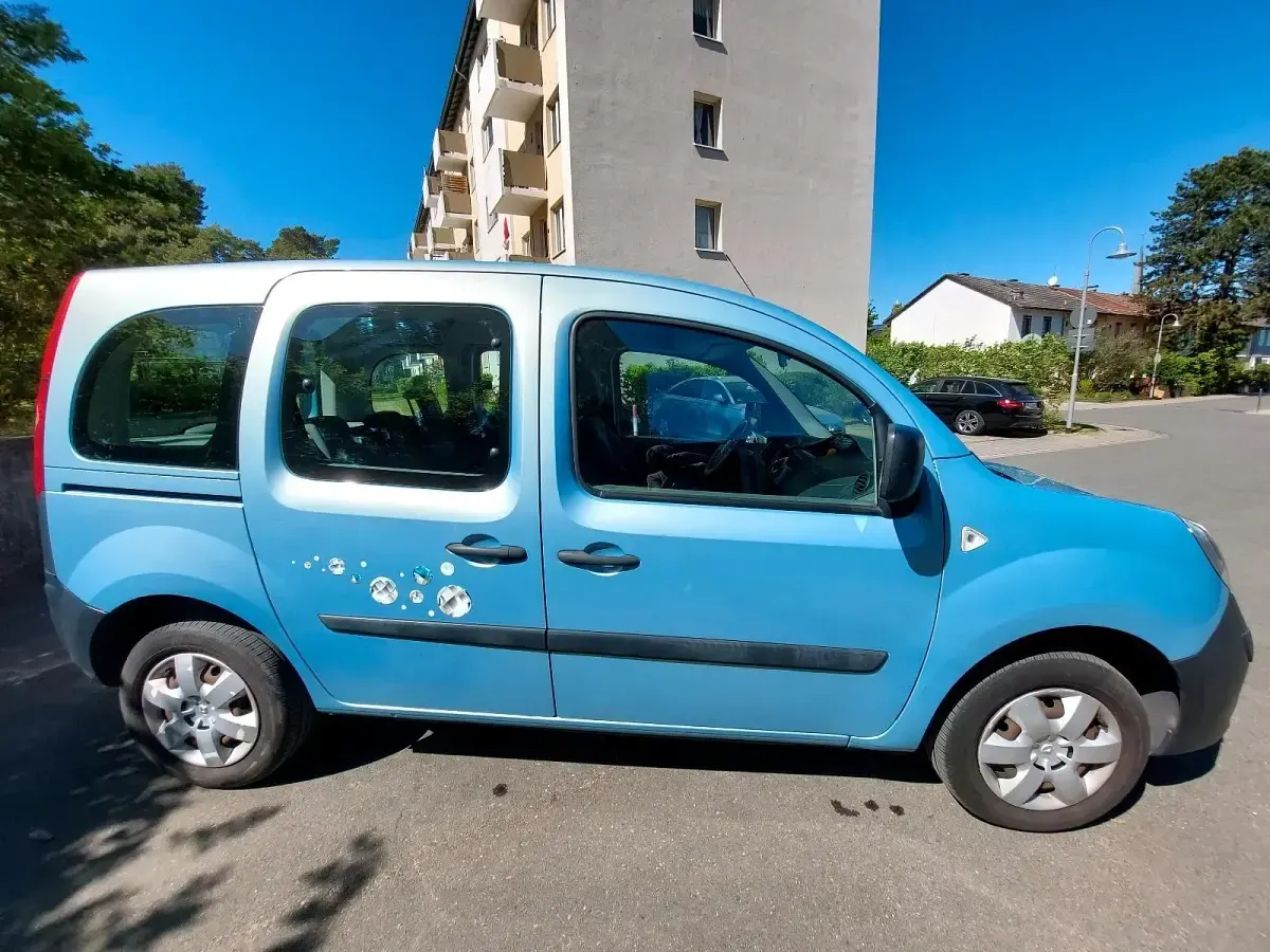 Second-hand Renault Kangoo 2008 Albastru Monovolum