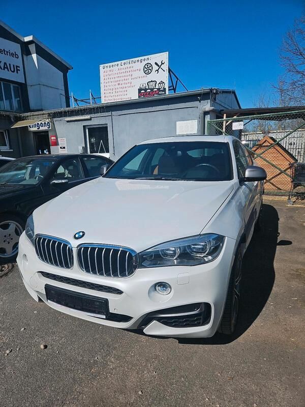 Weiß Gebraucht 2017 BMW X6 M50 SUV | 37.750 € (Fairer Preis) - Bild 1/4