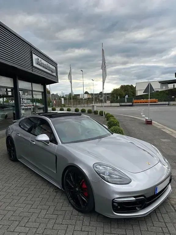 Gebraucht Porsche Panamera Exclusive Series Chrono 441 PS (324 kW) 2018 Silber Limousine