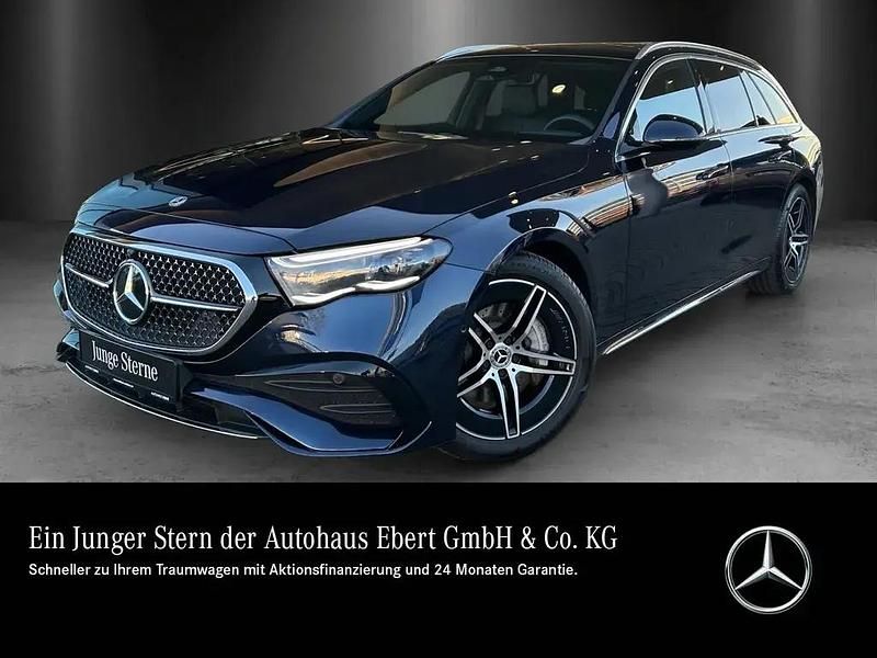 Nautikblau Gebraucht 2023 Mercedes E220 AMG Kombi | 58.880 € - Bild 1/4