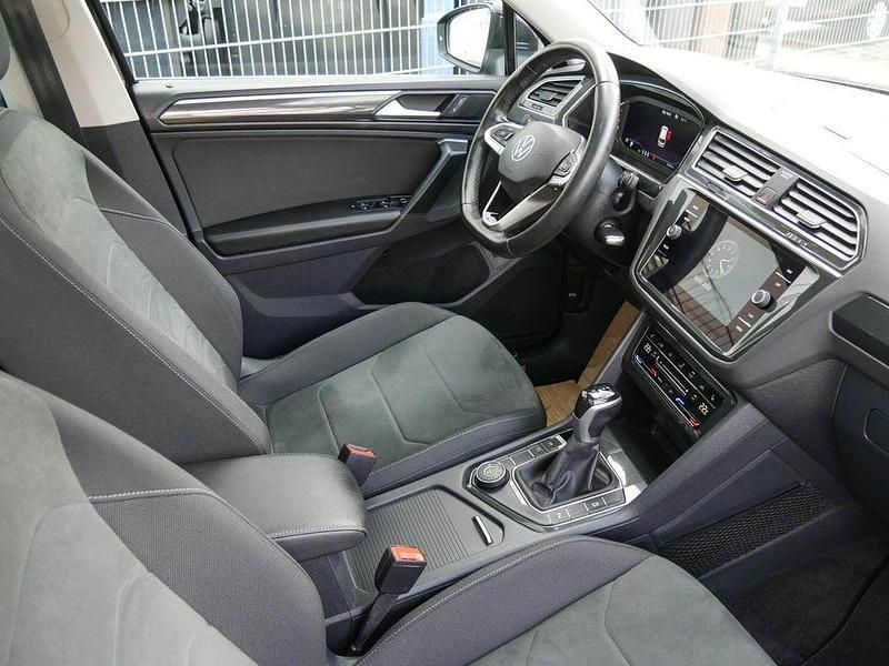 Gebraucht VW Tiguan Elegance 190 PS (139 kW) 2022 Schwarz SUV
