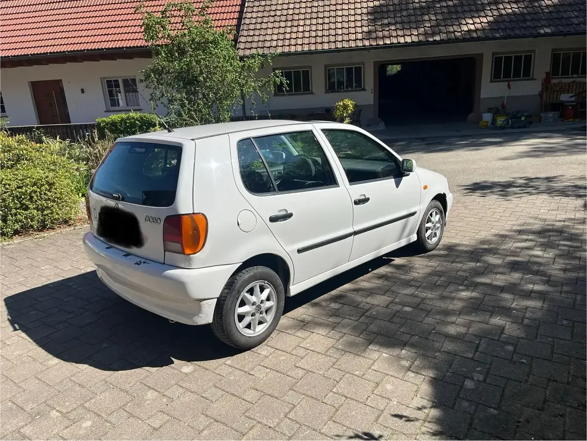 Gebraucht VW Polo 63 PS (46 kW) 1997 Weiß Kleinwagen