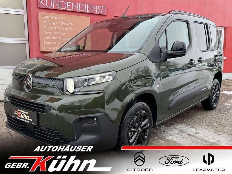 Neu Citroën Berlingo 131 PS (96 kW) 2026 Sirkkagrün metallic Van / Kleinbus