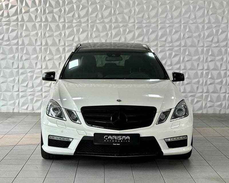 Gebraucht Mercedes E63 AMG 557 PS (409 kW) 2011 Weiß Limousine