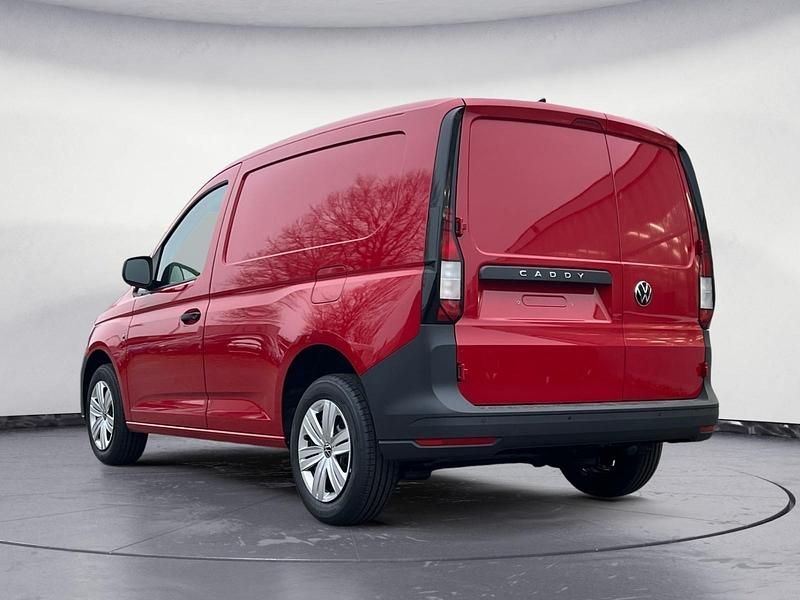 Neu VW Caddy 102 PS (75 kW) 2025 Rot Van / Kleinbus