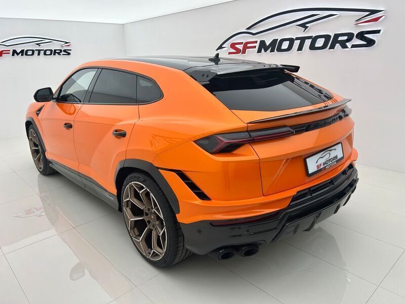 Second-hand Lamborghini Urus 666 CP (489 kW) 2025 Portocaliu SUV