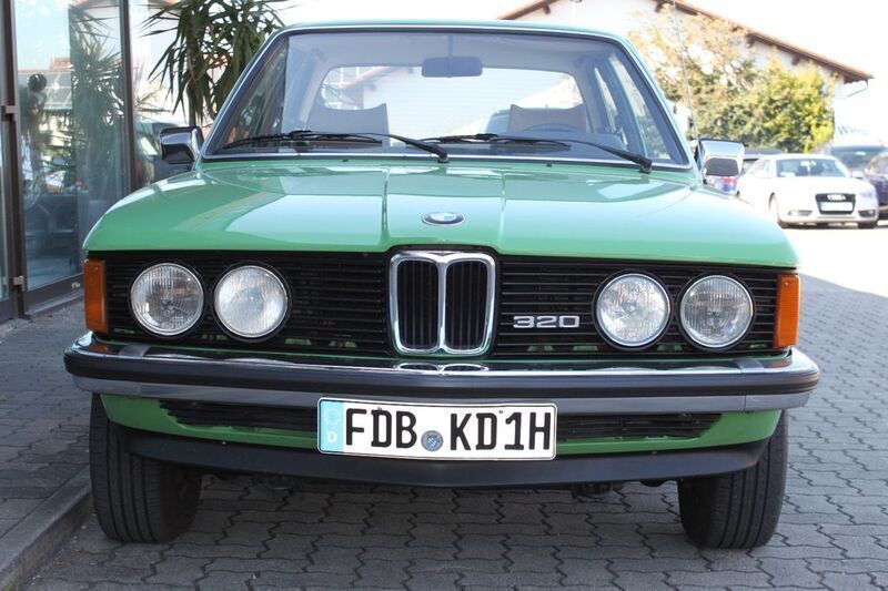 Gebraucht BMW 320 109 PS (80 kW) 1975 Grün Limousine