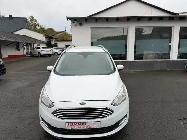 Używany Ford Grand C-Max Titanium 150 KM (110 kW) 2015 Biały Minivan