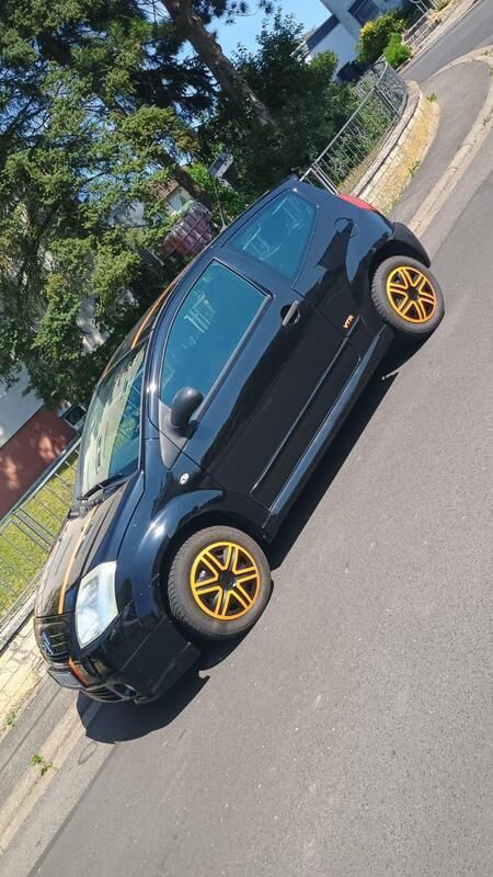 Schwarz Gebraucht 2005 Citroën C2 Kleinwagen | 2.100 € (Etwas zu teuer) - Bild 1/4