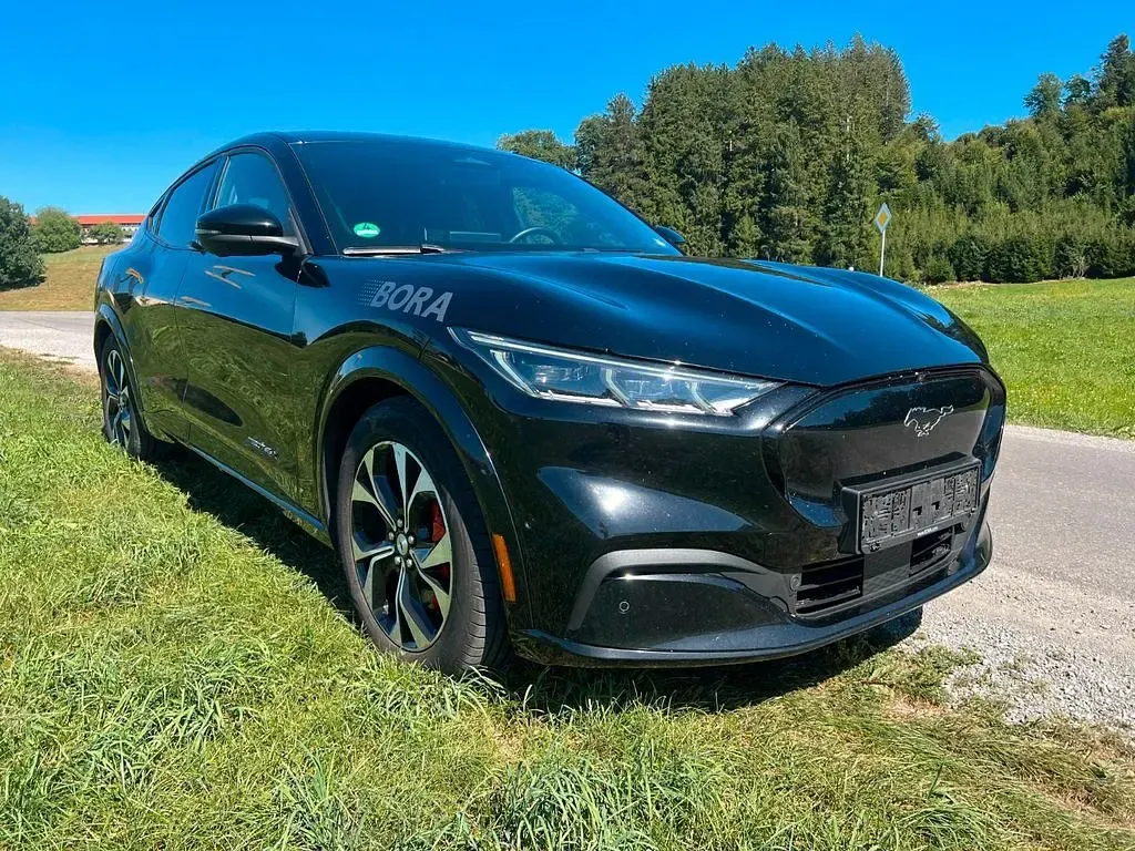 Gebraucht Ford Mustang Mach-E Basis 258 kW (351 PS) 2021 Schwarz SUV