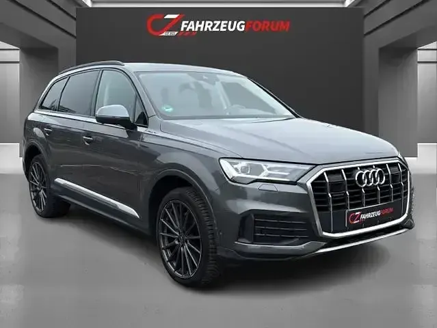 Usado Audi Q7 Basis 286 HP (210 kW) 2020 Cinzento SUV