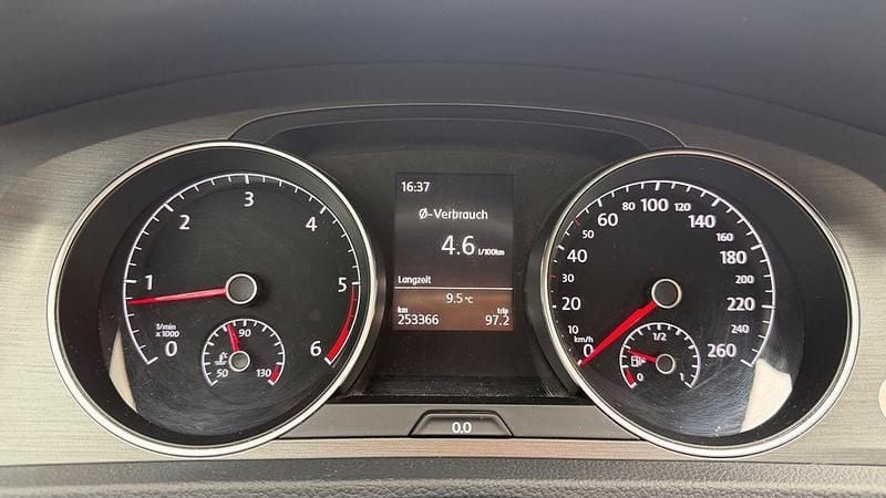 Gebraucht VW Golf VII R 105 PS (77 kW) 2014 Silber Kombi