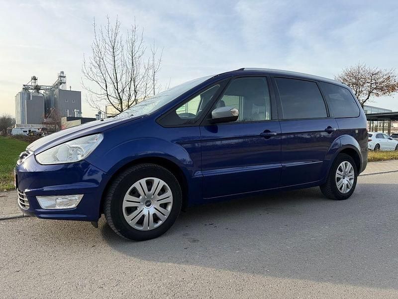 Gebraucht Ford Galaxy Trend 160 PS (117 kW) 2014 Blau Van / Kleinbus