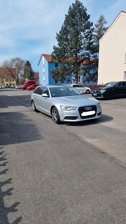 Silber Gebraucht 2012 Audi A6 Ambiente Kombi | 9.000 € (Superpreis) - Bild 1/4