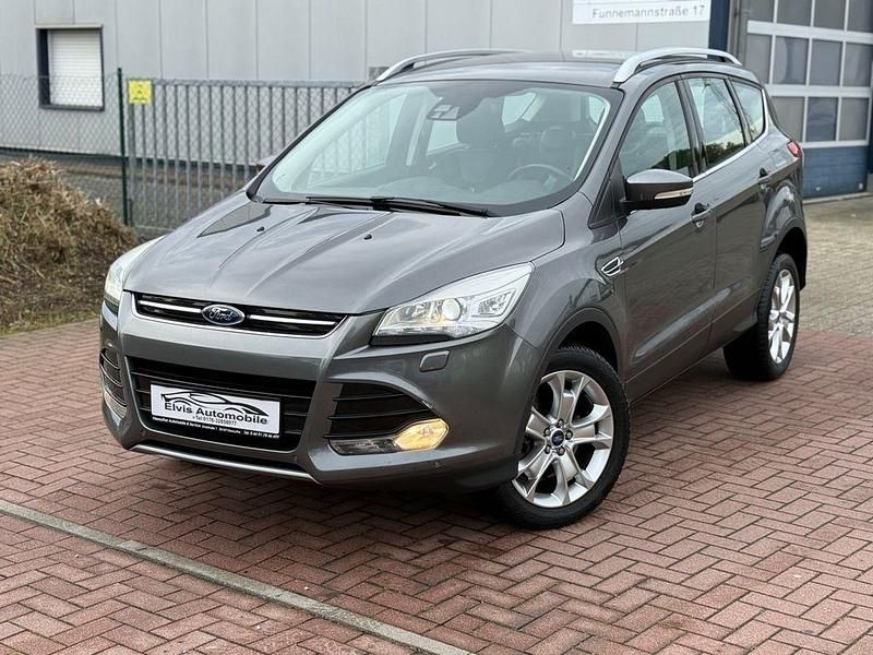 Gebraucht Ford Kuga Titanium 140 PS (102 kW) 2014 Grau SUV
