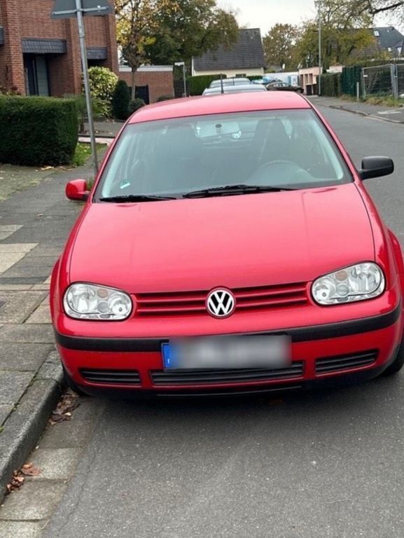 Rot Gebraucht 2002 VW Golf IV Basis Kombi | 1.700 € (Fairer Preis) - Bild 1/4
