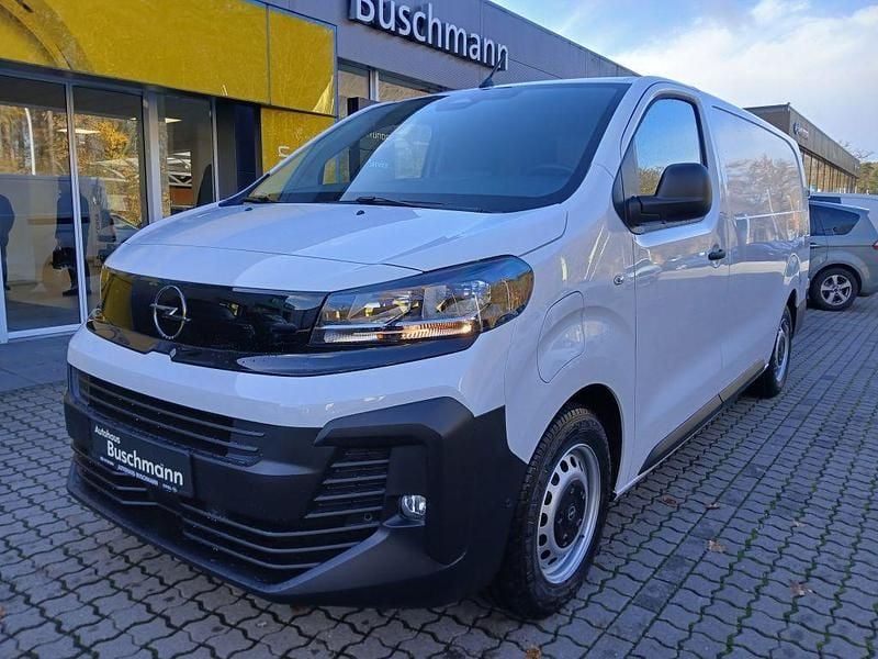 Neu Opel Vivaro-e Combi 100 kW (136 PS) 2025 Kaolin weiß Van