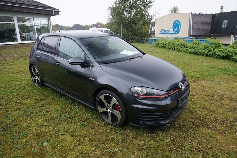 Gebraucht VW Golf VII GTI 220 PS (161 kW) 2016 Grau Limousine