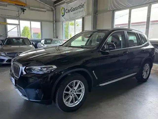 Gebraucht BMW X3 Sport Line 190 PS (139 kW) 2022 Schwarz SUV
