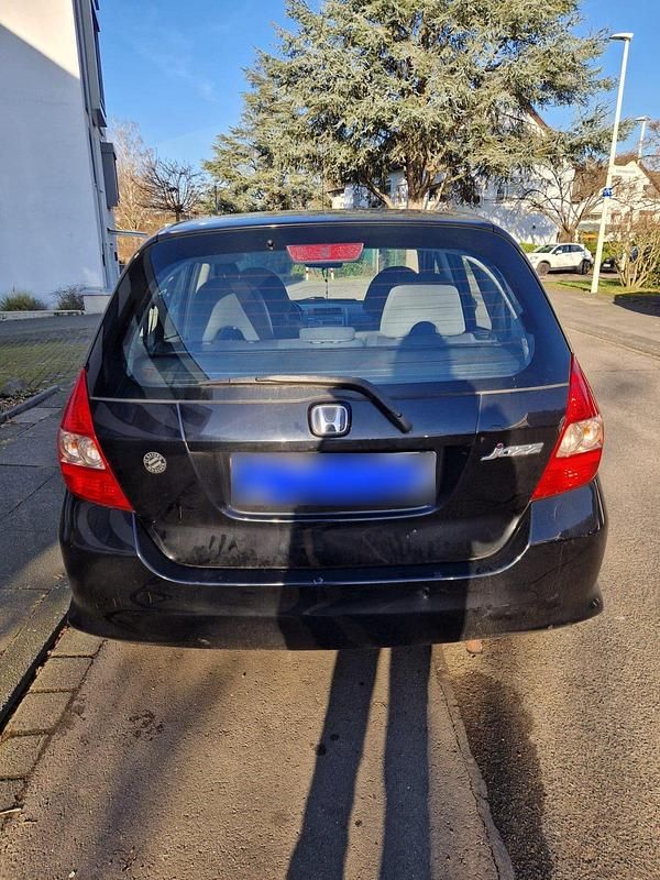 Gebraucht Honda Jazz 83 PS (61 kW) 2006 Schwarz Kleinwagen