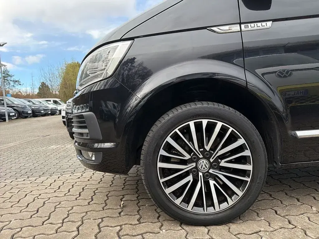 Gebraucht VW Multivan Comfortline 204 PS (150 kW) 2017 Deep black perleffekt Van / Kleinbus