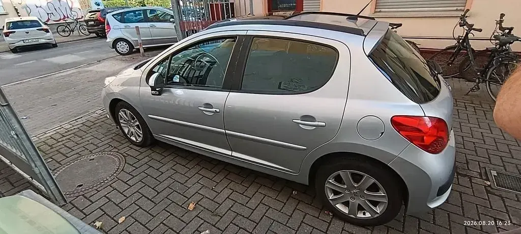 Gebraucht Peugeot 207 Sport 109 PS (80 kW) 2007 Silber Limousine