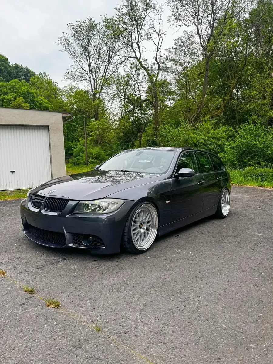Gebraucht BMW 330 M Performance 231 PS (169 kW) 2006 Grau Kombi