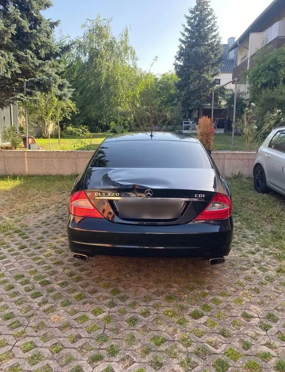 Gebraucht Mercedes CLS320 224 PS (164 kW) 2008 Schwarz Coupé