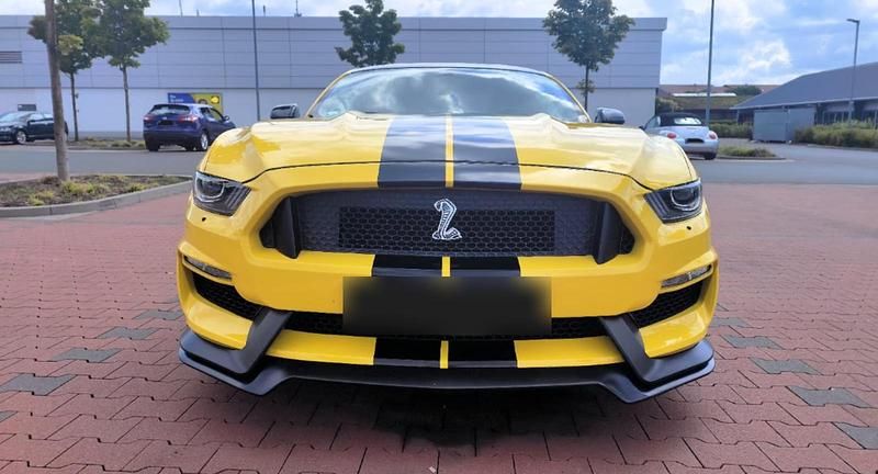 Gebraucht Ford Mustang GT 307 PS (225 kW) 2017 Gelb Coupé
