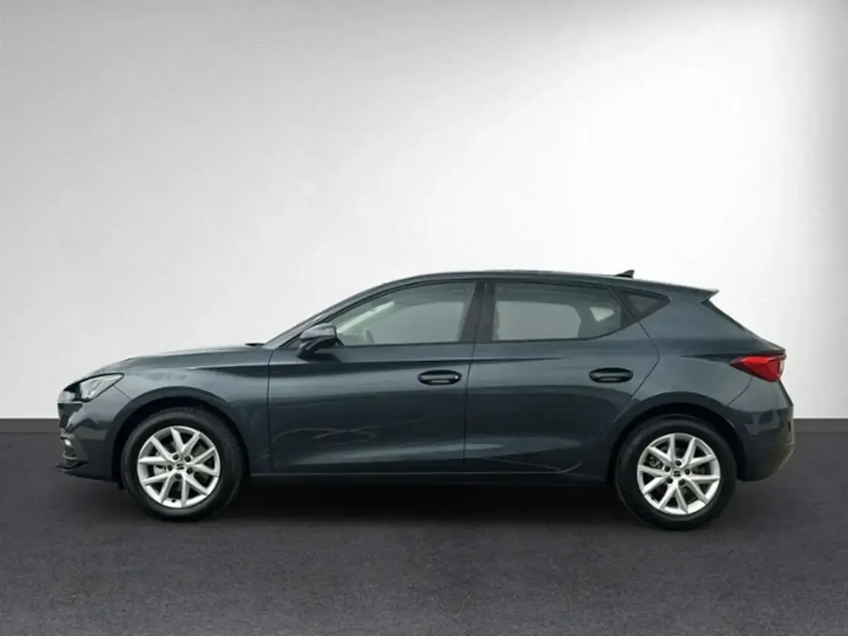 Gebraucht Seat Leon Style 150 PS (110 kW) 2026 Magnetic tech Limousine