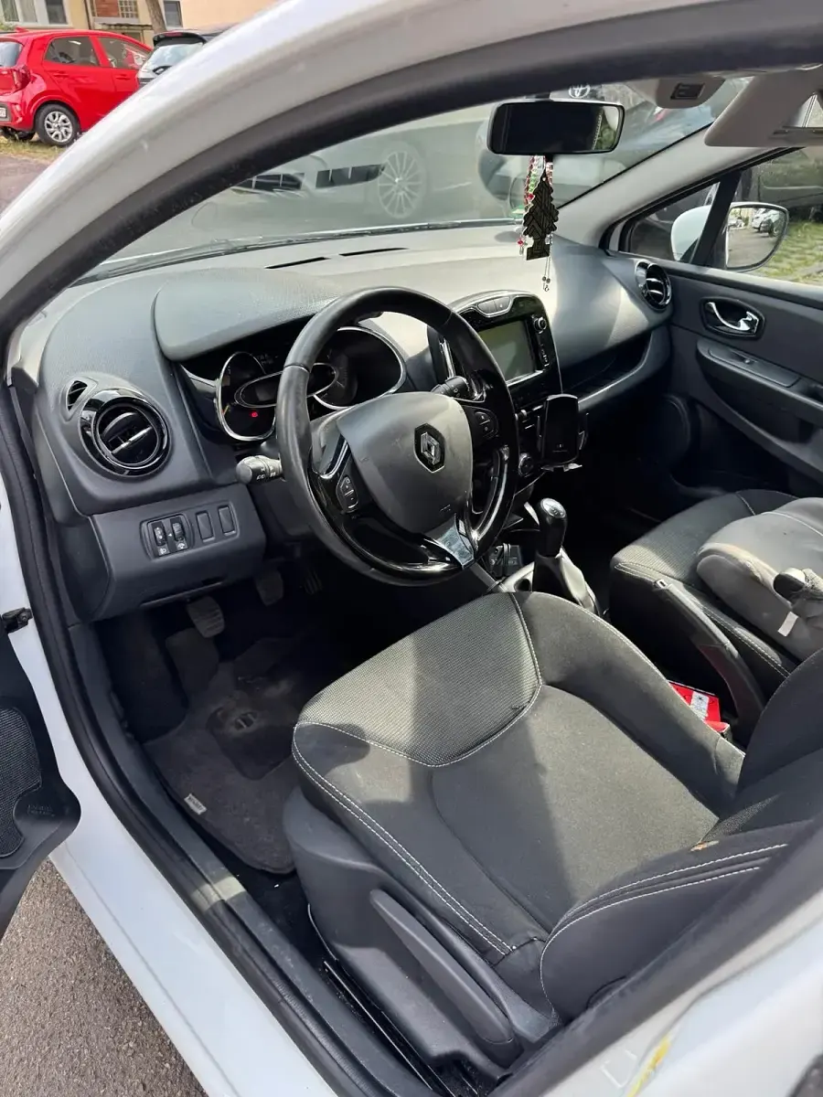 Gebraucht Renault Clio 90 PS (66 kW) 2014 Weiß Kombi