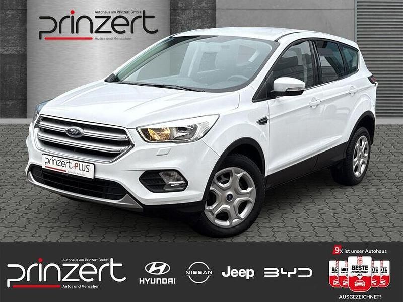 Frostweiß Gebraucht 2018 Ford Kuga Trend SUV | 13.970 € (Etwas zu teuer) - Bild 1/4