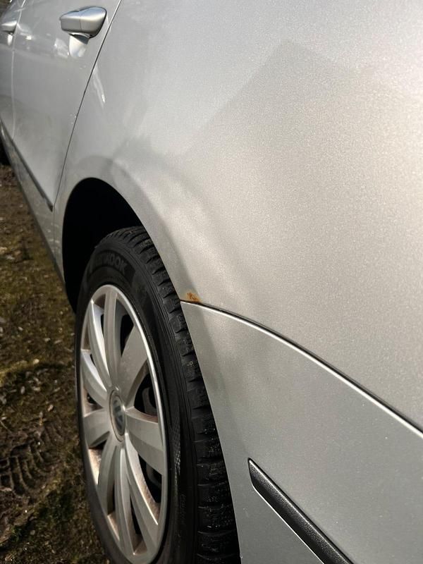 Gebraucht VW Passat 140 PS (102 kW) 2009 Silber Kombi