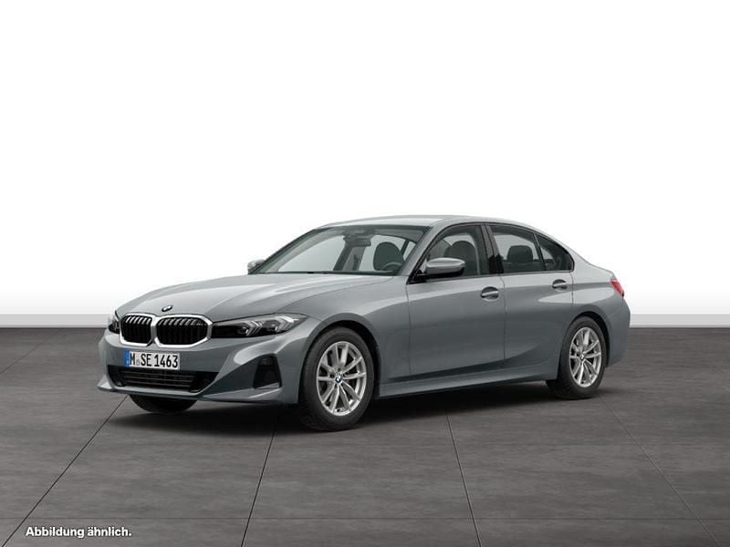 Grau Gebraucht 2024 BMW 318 Limousine | 36.749 € (Etwas zu teuer) - Bild 1/3