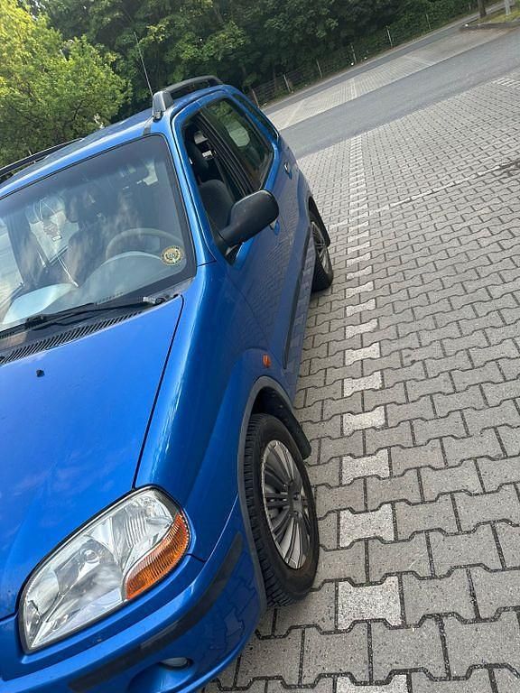 Usata Suzuki Ignis 83 CV (61 kW) 2002 Blu Utilitaria
