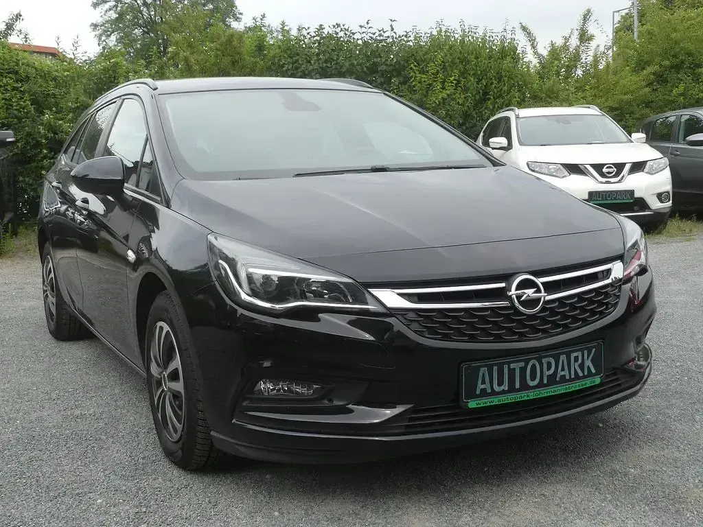 Gebraucht Opel Astra Edition 90 PS (66 kW) 2019 Schwarz Kombi