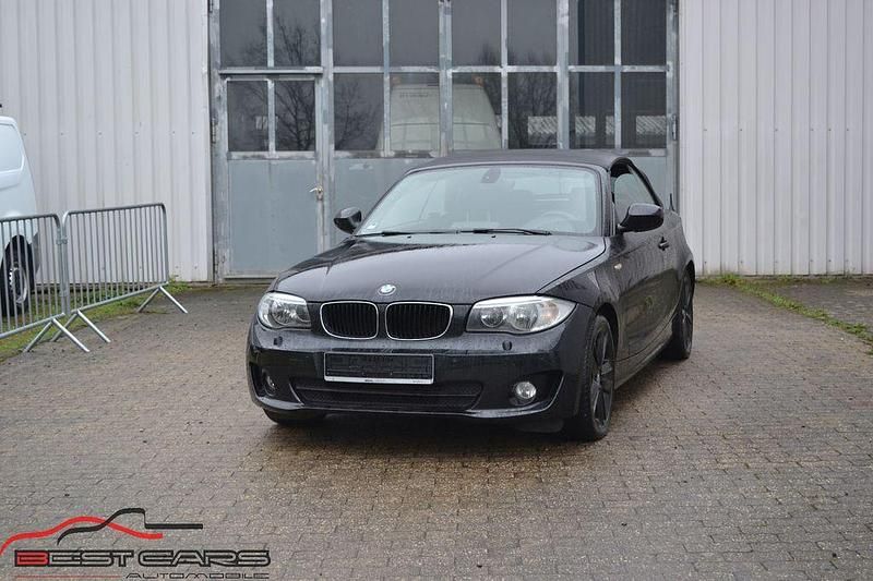 Gebraucht BMW 120 Cabriolet Advantage 177 PS (130 kW) 2011 Schwarz Cabrio