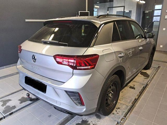 Gebraucht VW T-Roc R-line 150 PS (110 kW) 2023 Pyrit silber metallic SUV