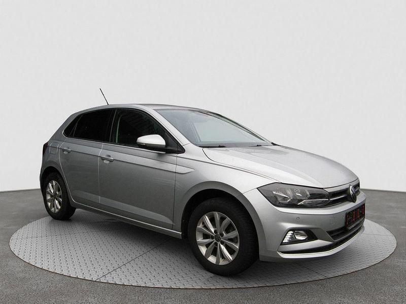 Silber Gebraucht 2021 VW Polo Highline Limousine | 16.999 € (Fairer Preis) - Bild 1/4